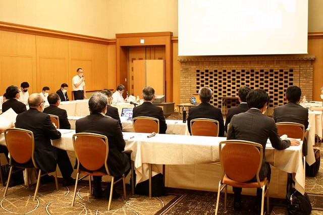 茨城県主催の「原子力安全対策委員会」