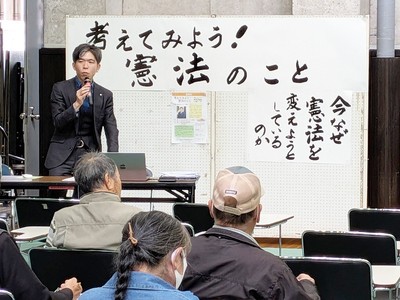 講演する長瀬氏